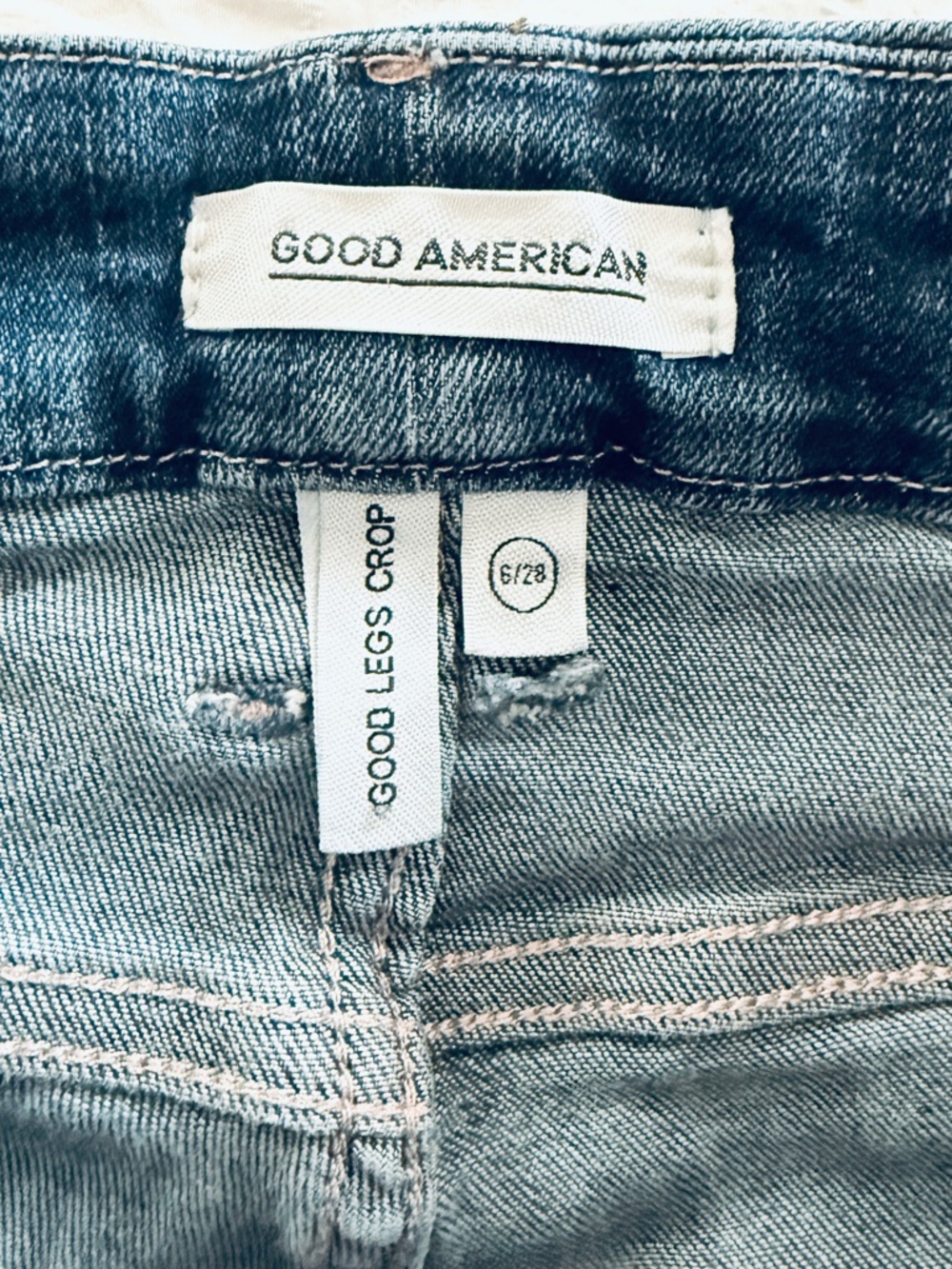 Good American Good Legs Crop Jeans Size 6/28 Blue Denim Mid Rise Skinny - Picture 3 of 12